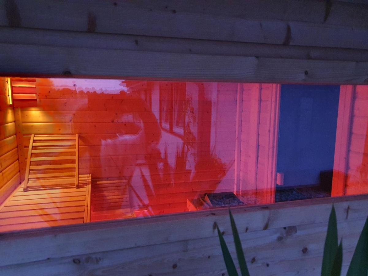 Haus Sonnenweg 6 Auf Der Sonnenseite Im Westerwald ヘール・グレンツハウゼン エクステリア 写真