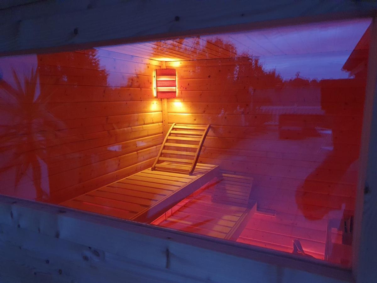 Haus Sonnenweg 6 Auf Der Sonnenseite Im Westerwald ヘール・グレンツハウゼン エクステリア 写真